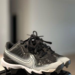 Nike FastFlex Diamond Cleats